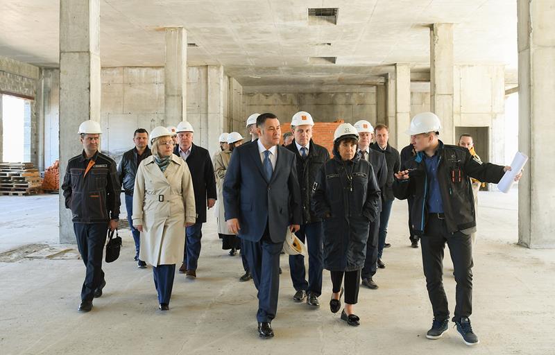Губернатор провел выездное совещание на строительстве детской областной больницы в Твери
