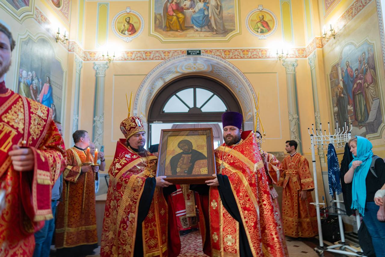 Николай 2 Церковь Александра Невского